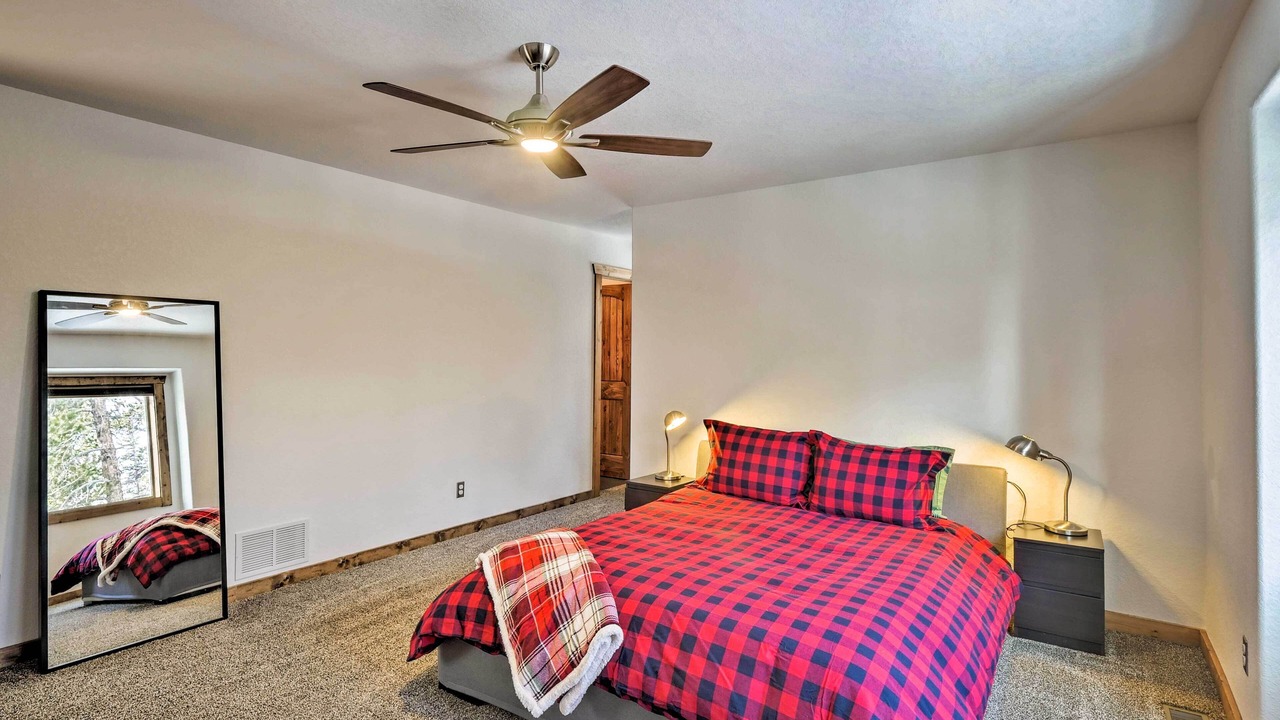 Photo of Bedroom in Valley of the Sun