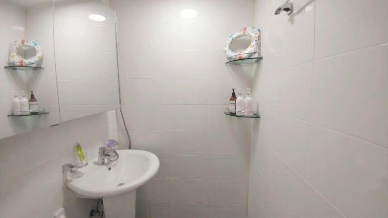 Photo of Bathroom in Gujwa