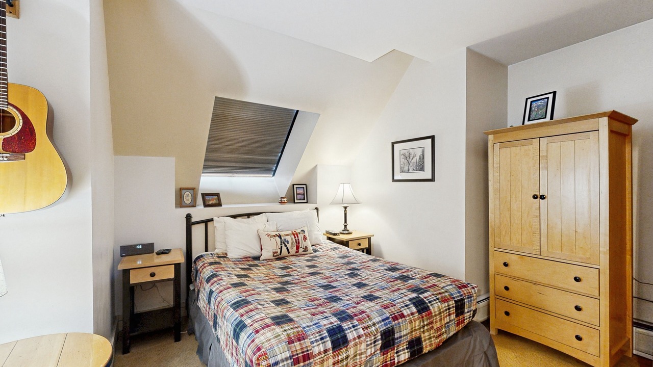 Photo of Bedroom in River Run