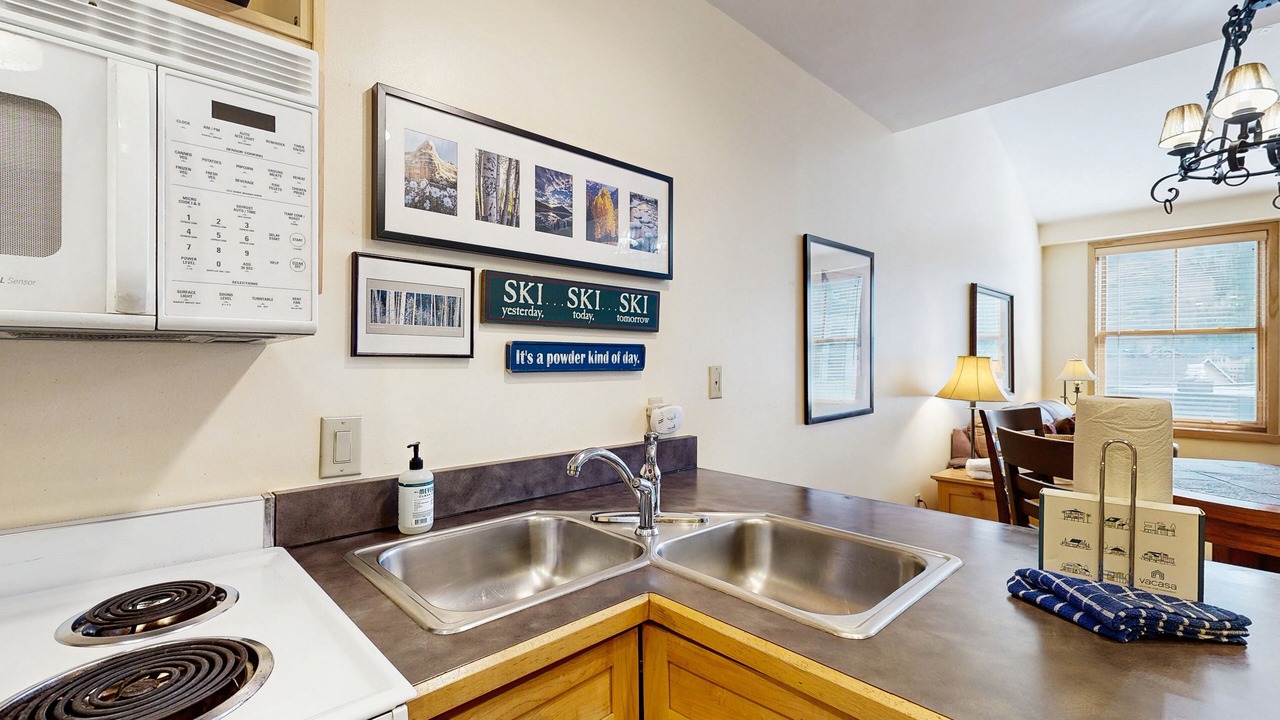 Photo of Kitchen in River Run