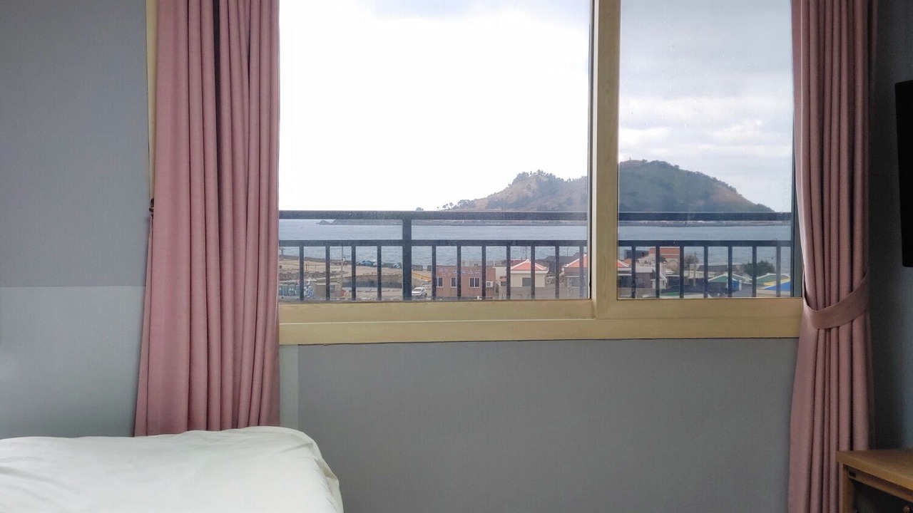 Photo of Bedroom in Hallim