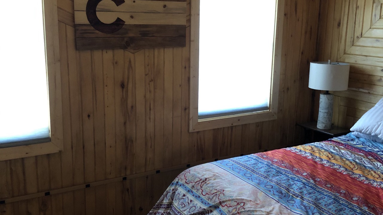 Photo of Bedroom in Del Norte