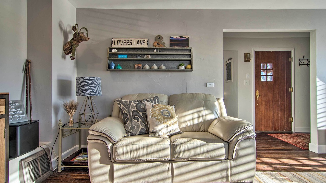 Photo of Livingroom in Grand Lake