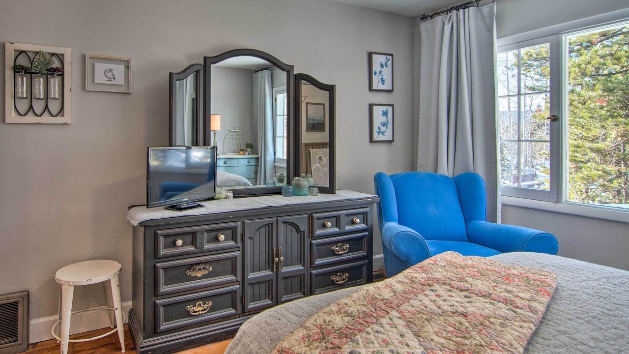 Photo of Bedroom in Grand Lake