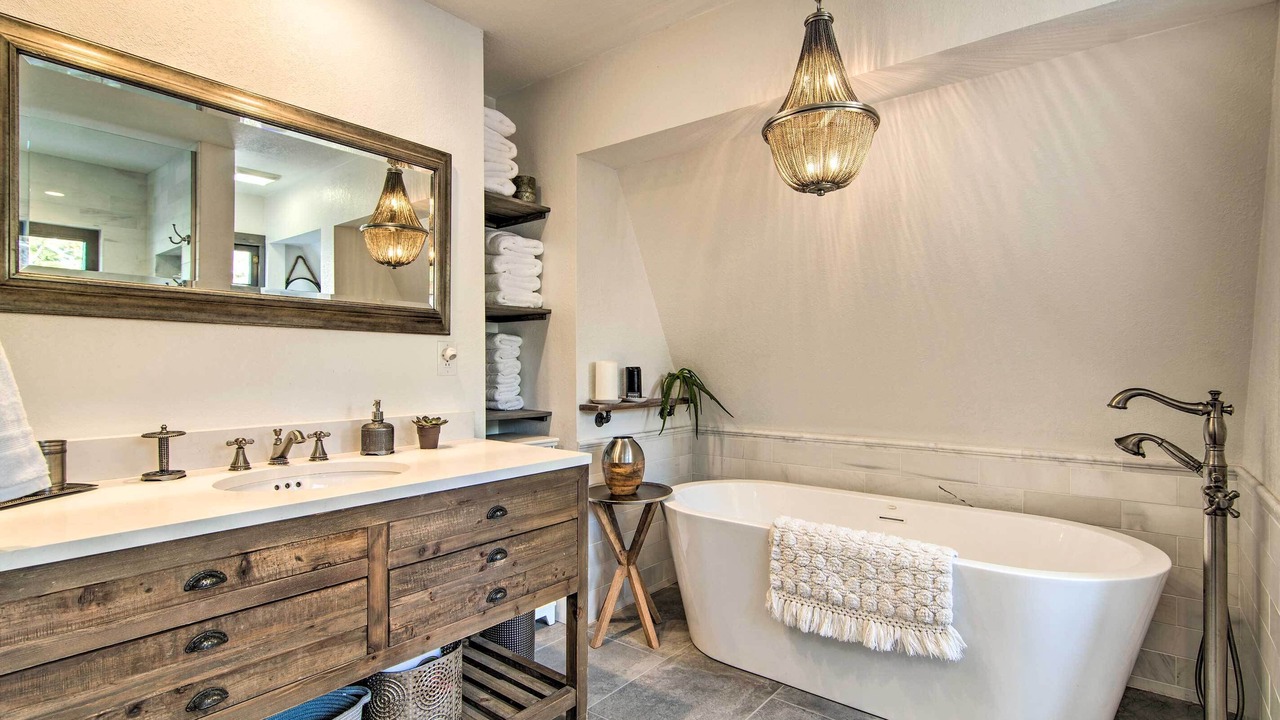Photo of Bathroom in Grand Lake