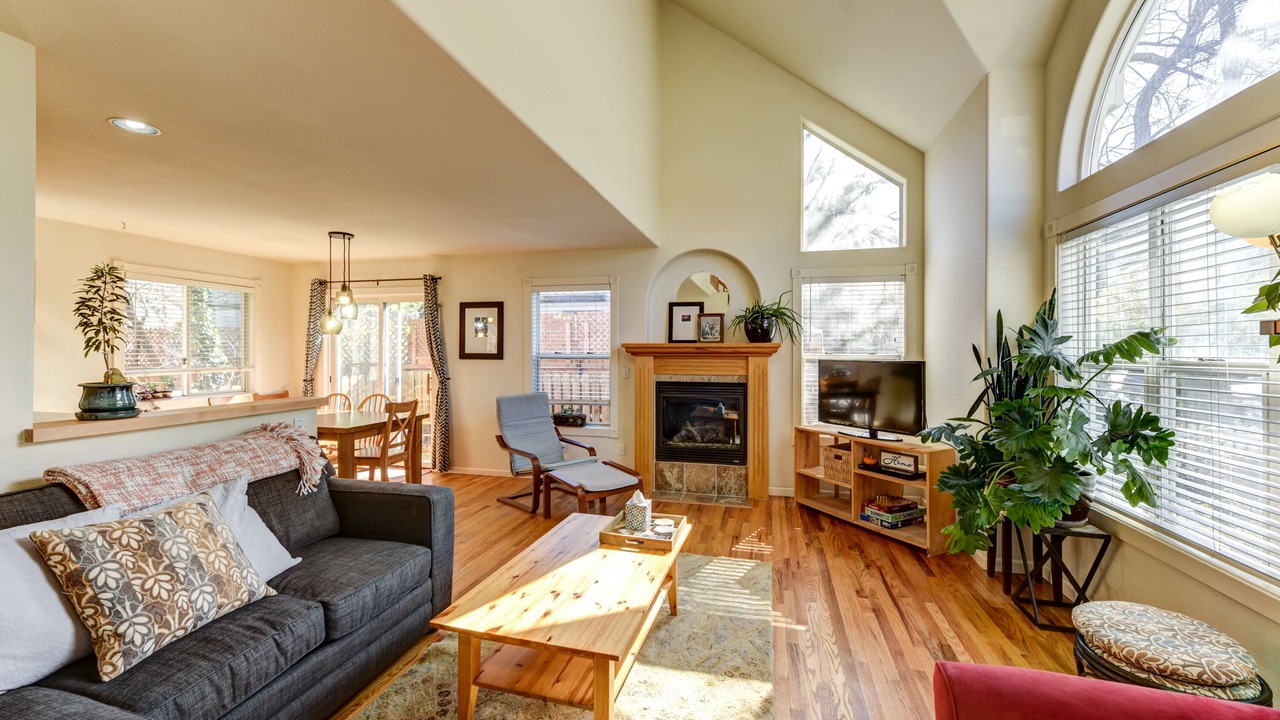 Photo of Livingroom in Lower Arapahoe