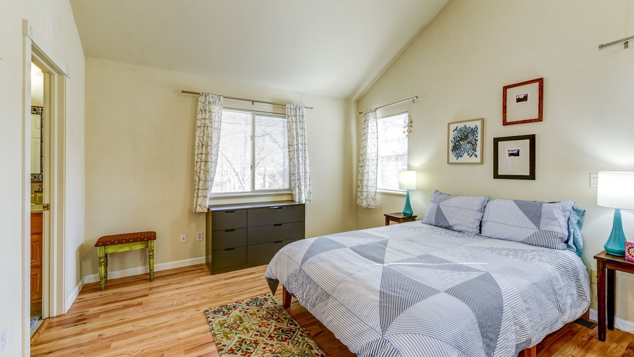 Photo of Bedroom in Lower Arapahoe
