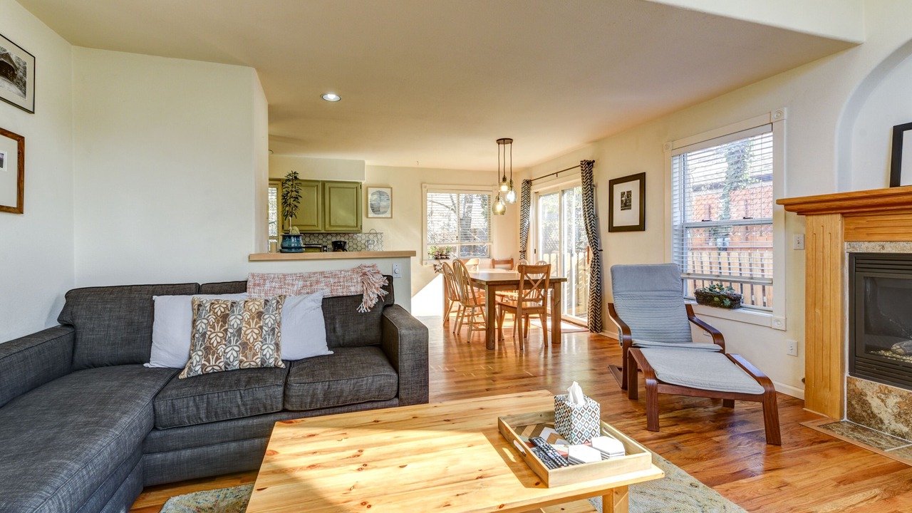 Photo of Livingroom in Lower Arapahoe