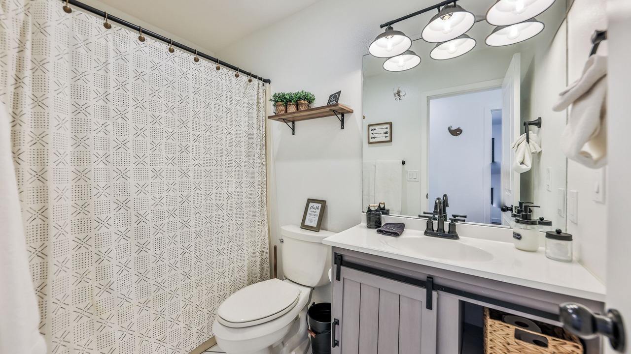 Photo of Bathroom in Grand Lake