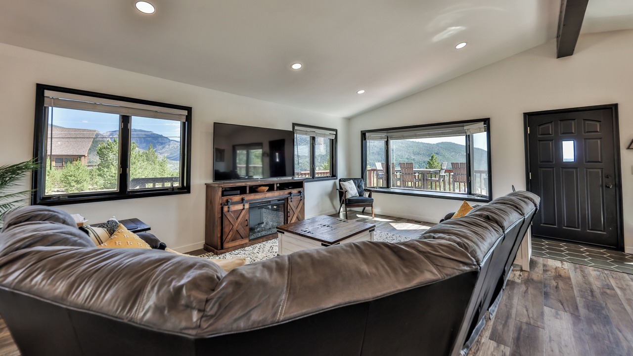 Photo of Livingroom in Grand Lake