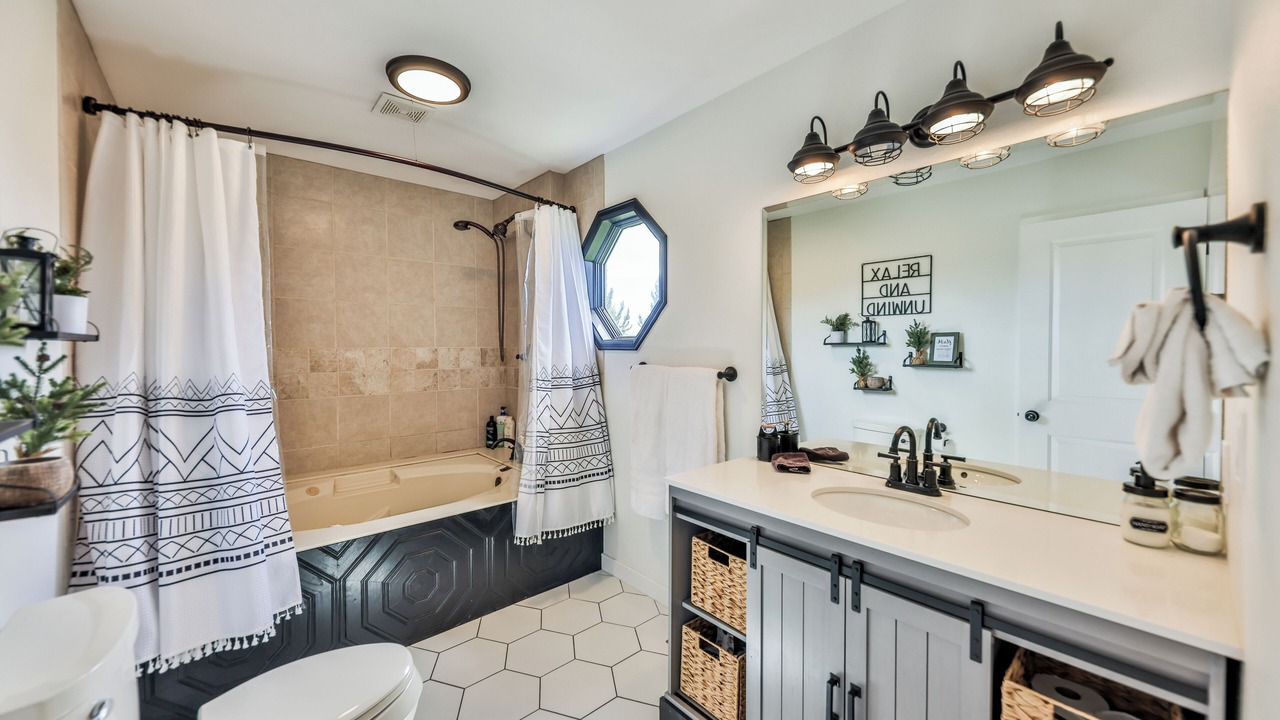 Photo of Bathroom in Grand Lake
