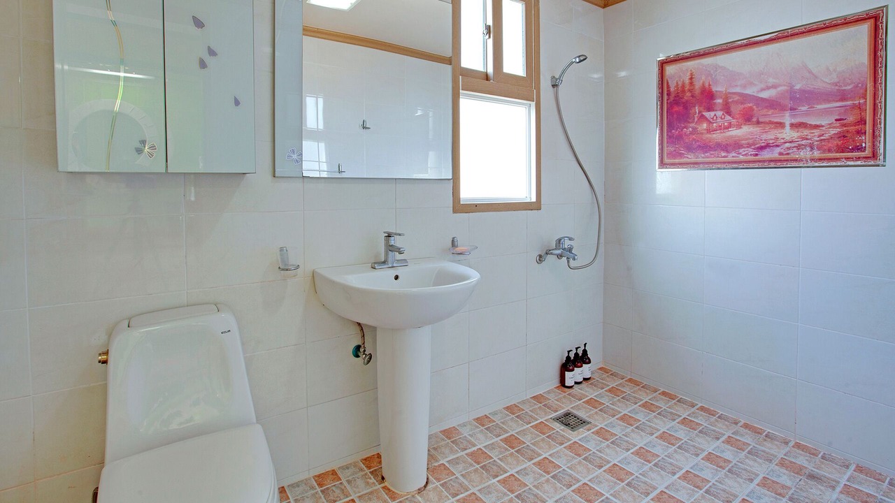 Photo of Bathroom in Gyeongju