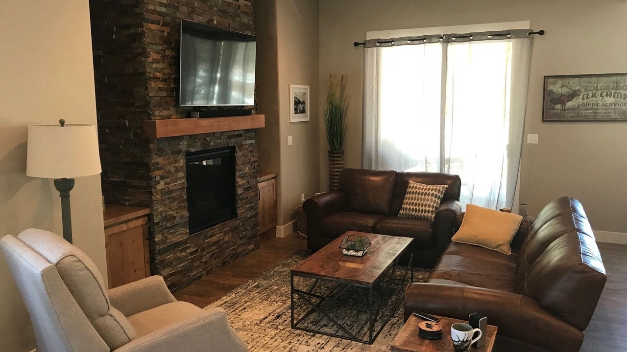 Photo of Livingroom in Fraser