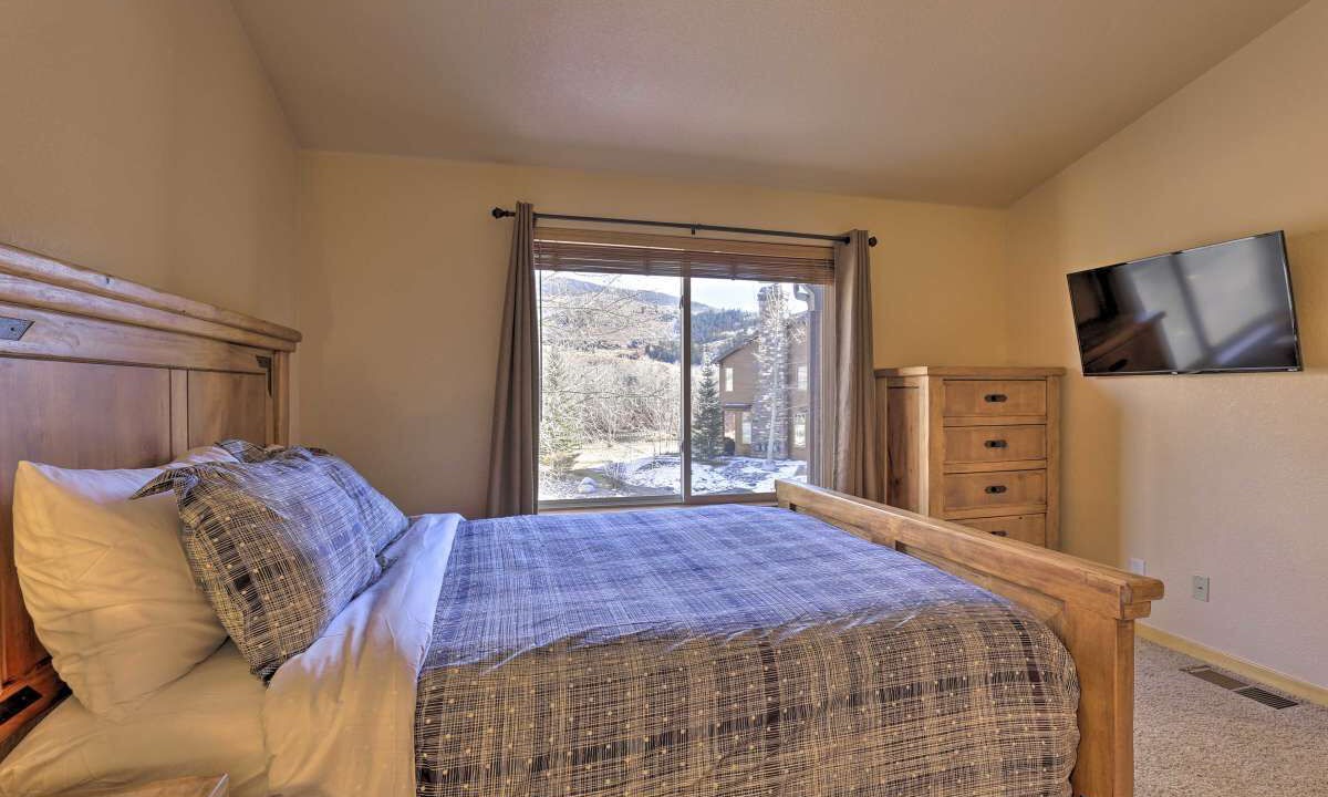 Photo of Bedroom in Silverthorne