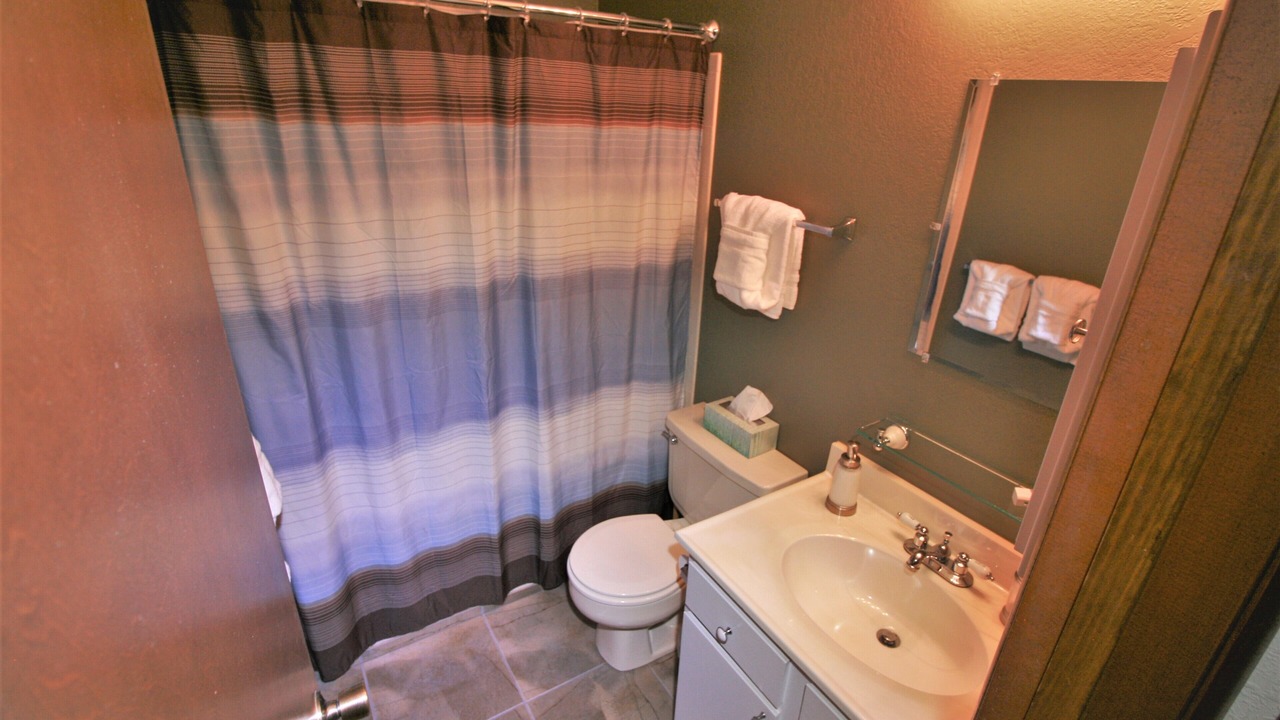 Photo of Bathroom in Fraser