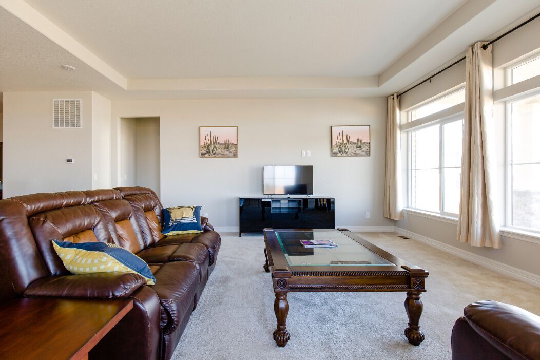 Photo of Livingroom in Aurora