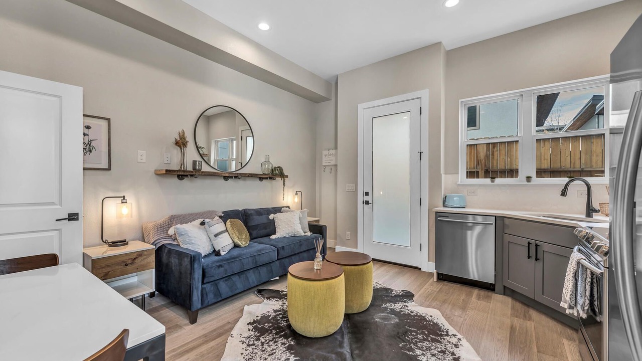 Photo of Livingroom in Sloan Lake
