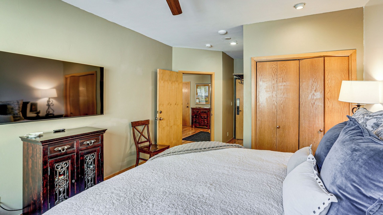 Photo of Bedroom in Purgatory