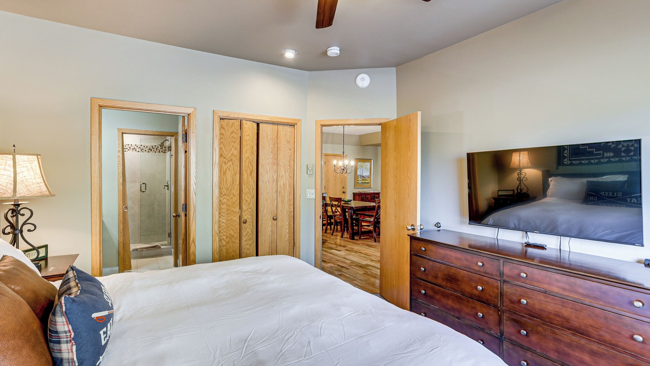 Photo of Bedroom in Purgatory
