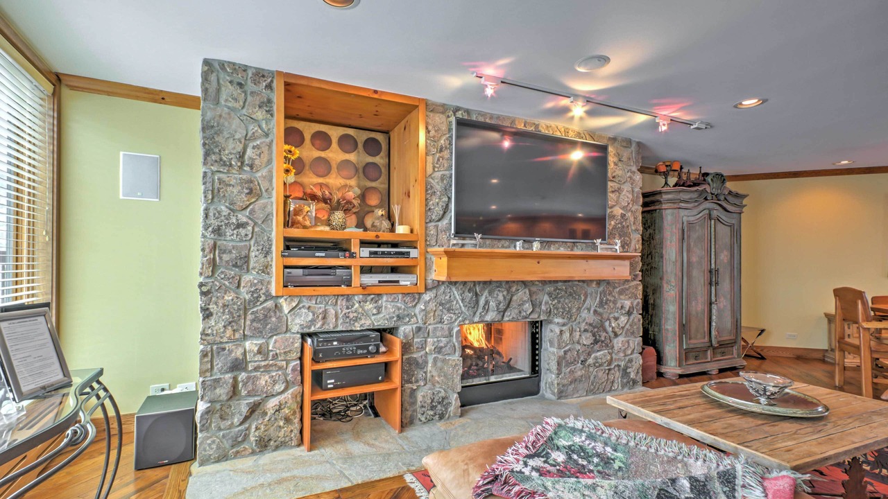 Photo of Livingroom in Vail