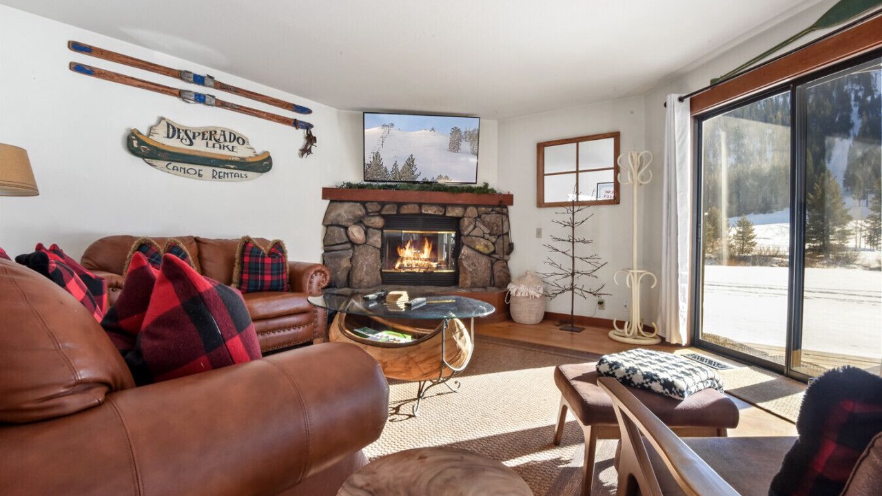 Photo of Livingroom in Olympic Valley
