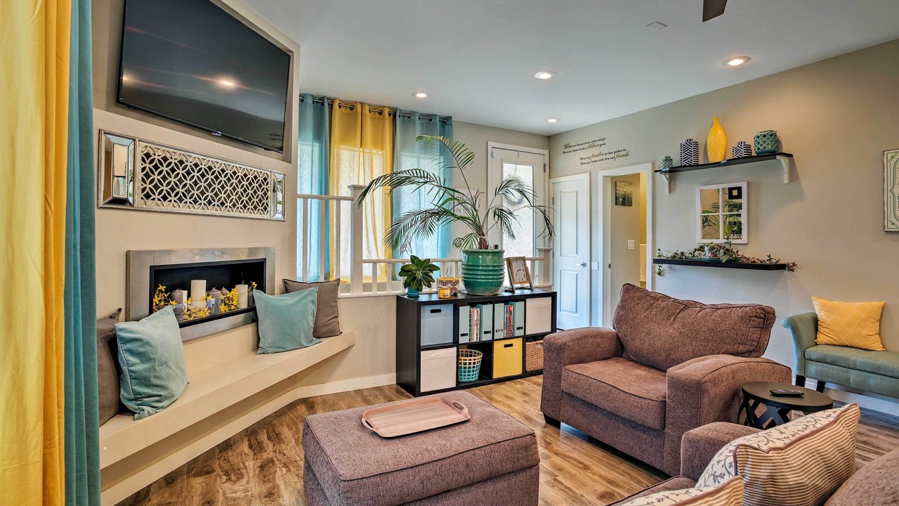 Photo of Livingroom in Berkley