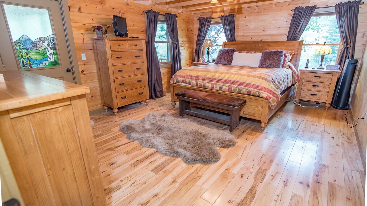 Photo of Bedroom in The Highlands