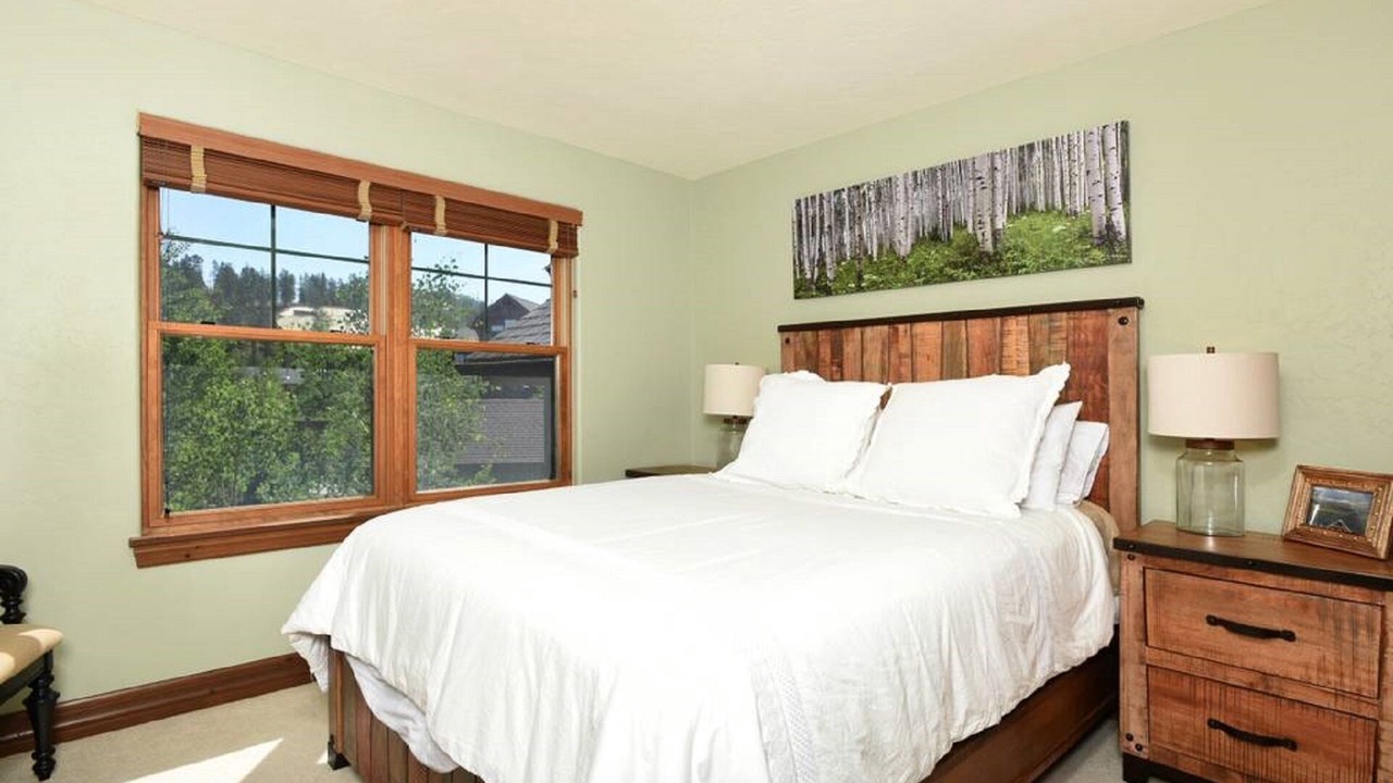 Photo of Bedroom in The Highlands