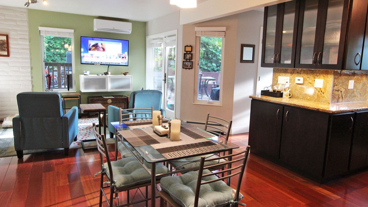 Photo of Bedroom in Downtown