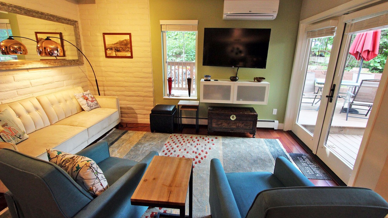 Photo of Bedroom in Downtown