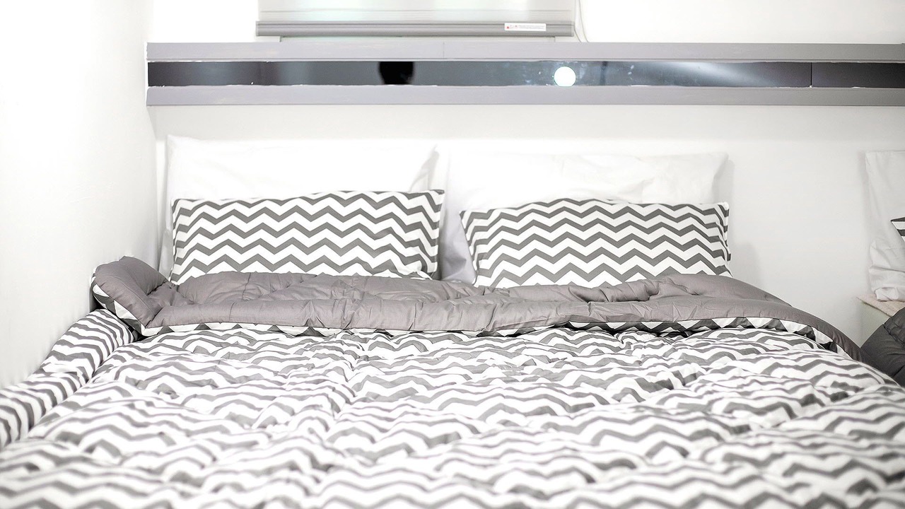 Photo of Bedroom in Buk