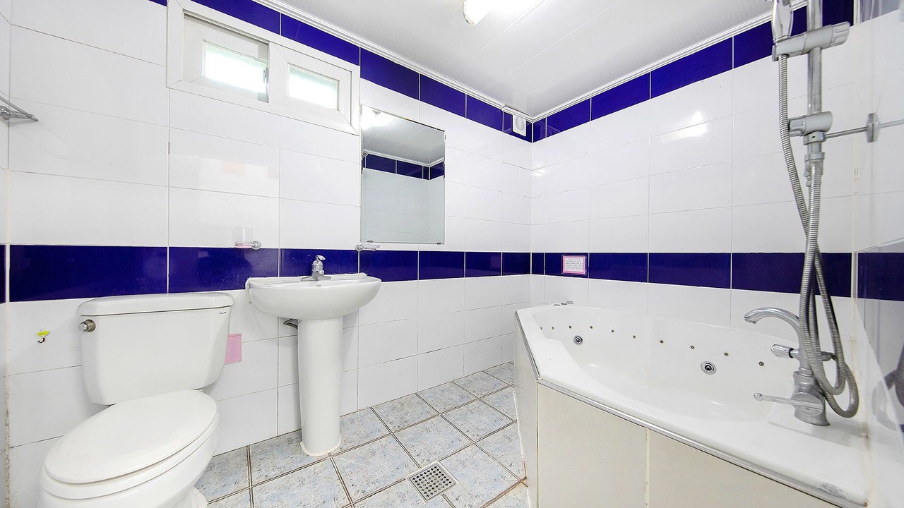 Photo of Bathroom in Buk