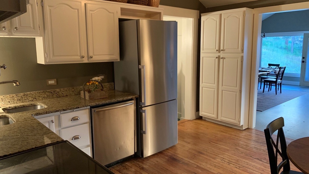 Photo of Kitchen in North Central Evergreen