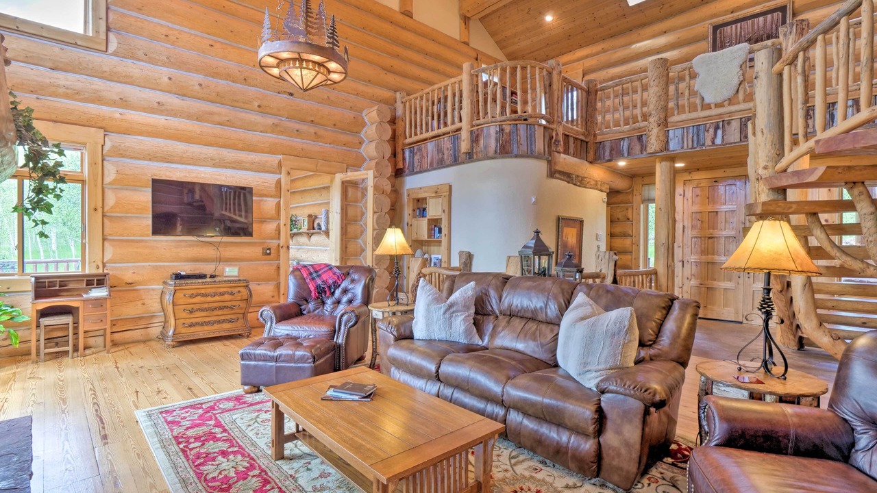 Photo of Livingroom in Fairplay