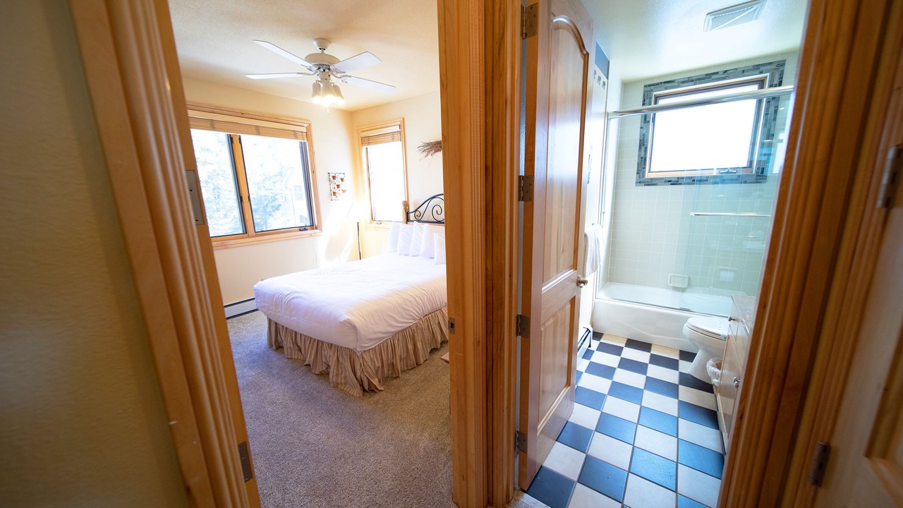 Photo of Bathroom in Mountain House