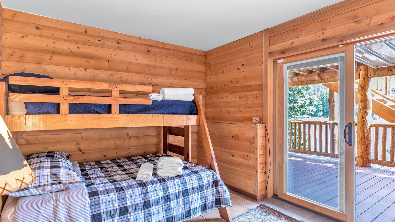 Photo of Bedroom in Saint Mary's