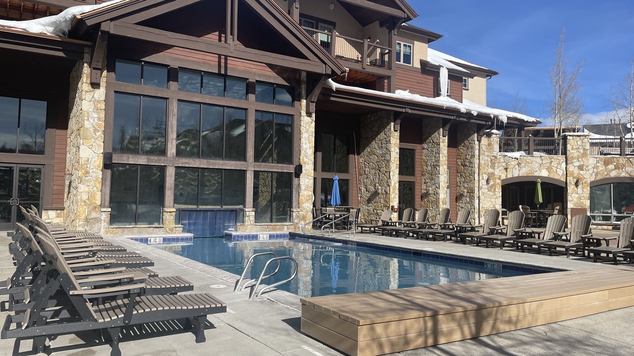 Photo of Outdoor in Peak 9