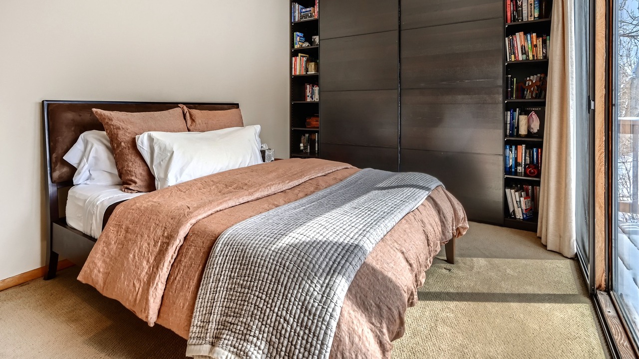 Photo of Bedroom in Rural North Boulder