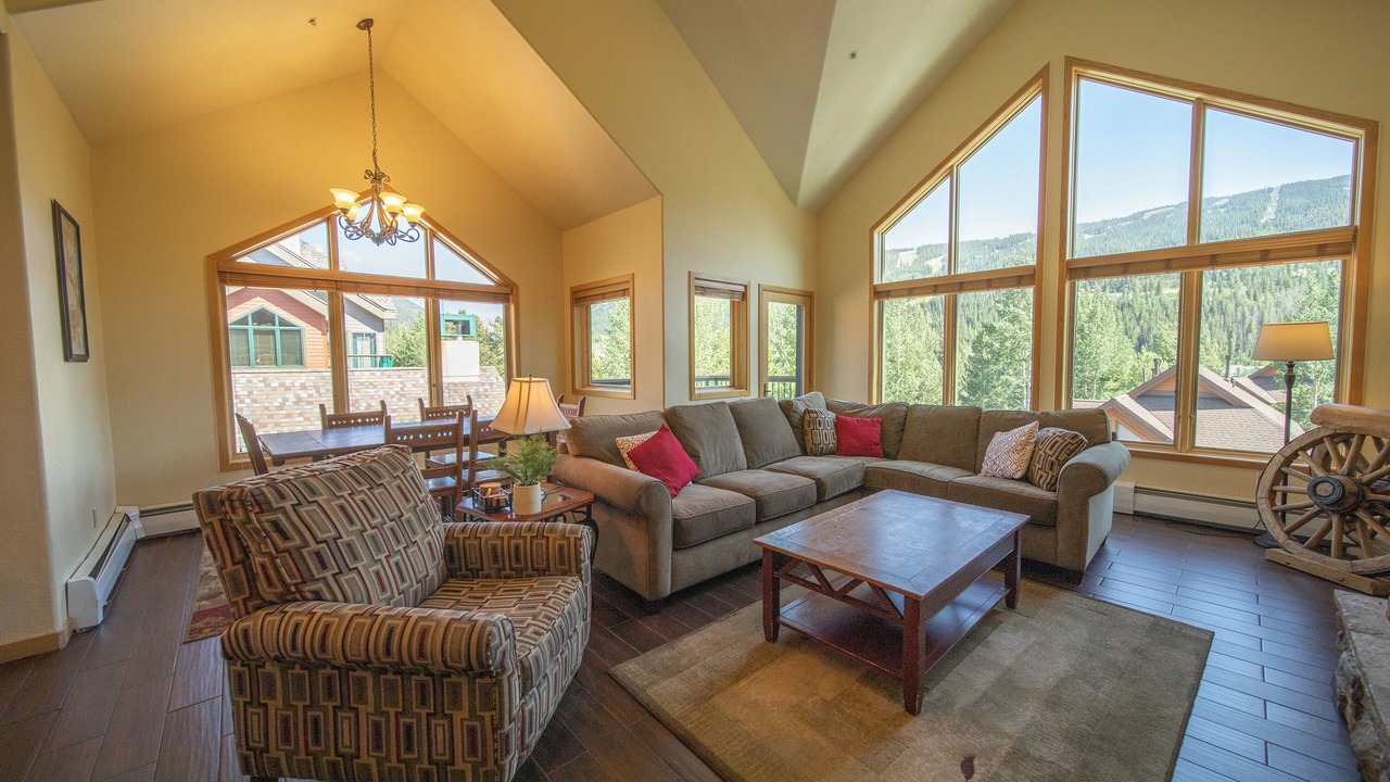 Photo of Bedroom in Mountain House