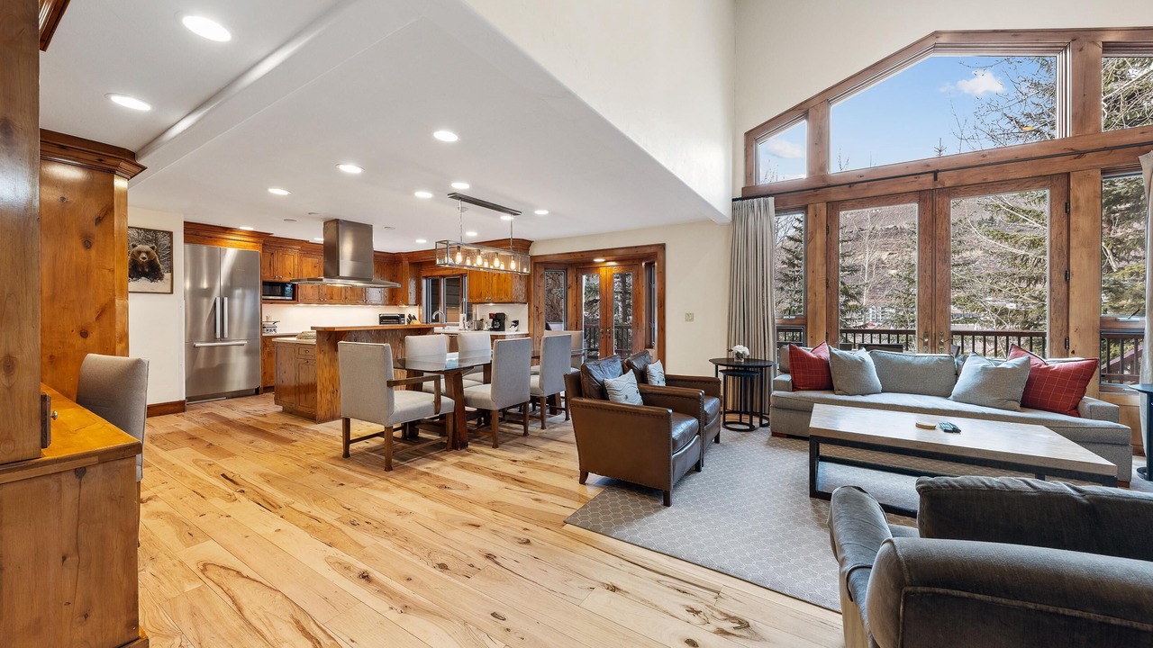 Photo of Livingroom in Vail