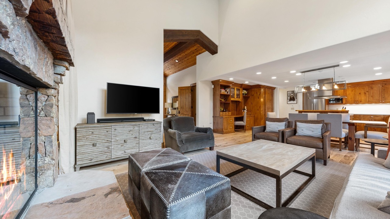 Photo of Livingroom in Vail