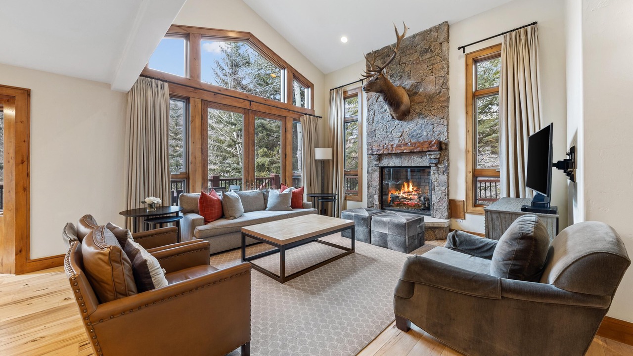 Photo of Livingroom in Vail