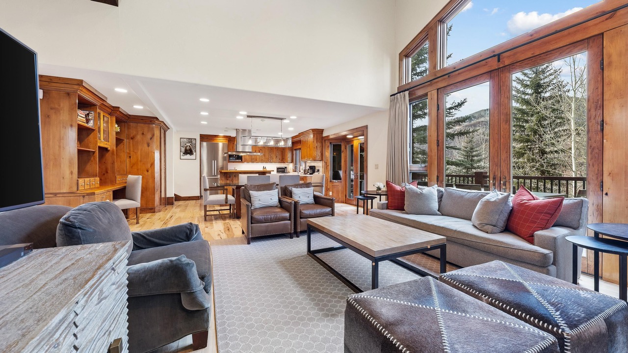 Photo of Livingroom in Vail