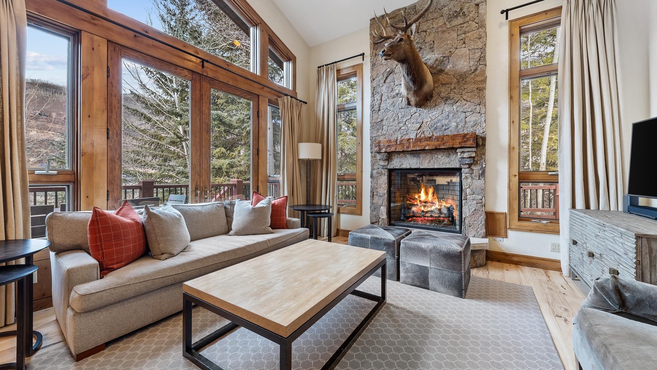 Photo of Livingroom in Vail