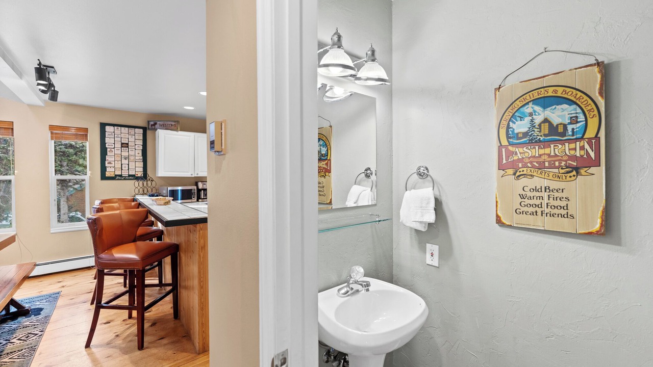 Photo of Bathroom in Valley of the Blue