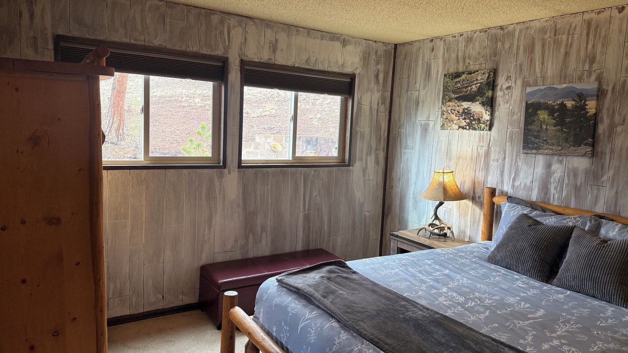 Photo of Bedroom in Indian Mountain