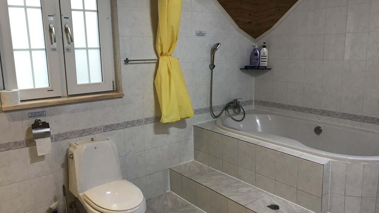 Photo of Bathroom in Mulgol