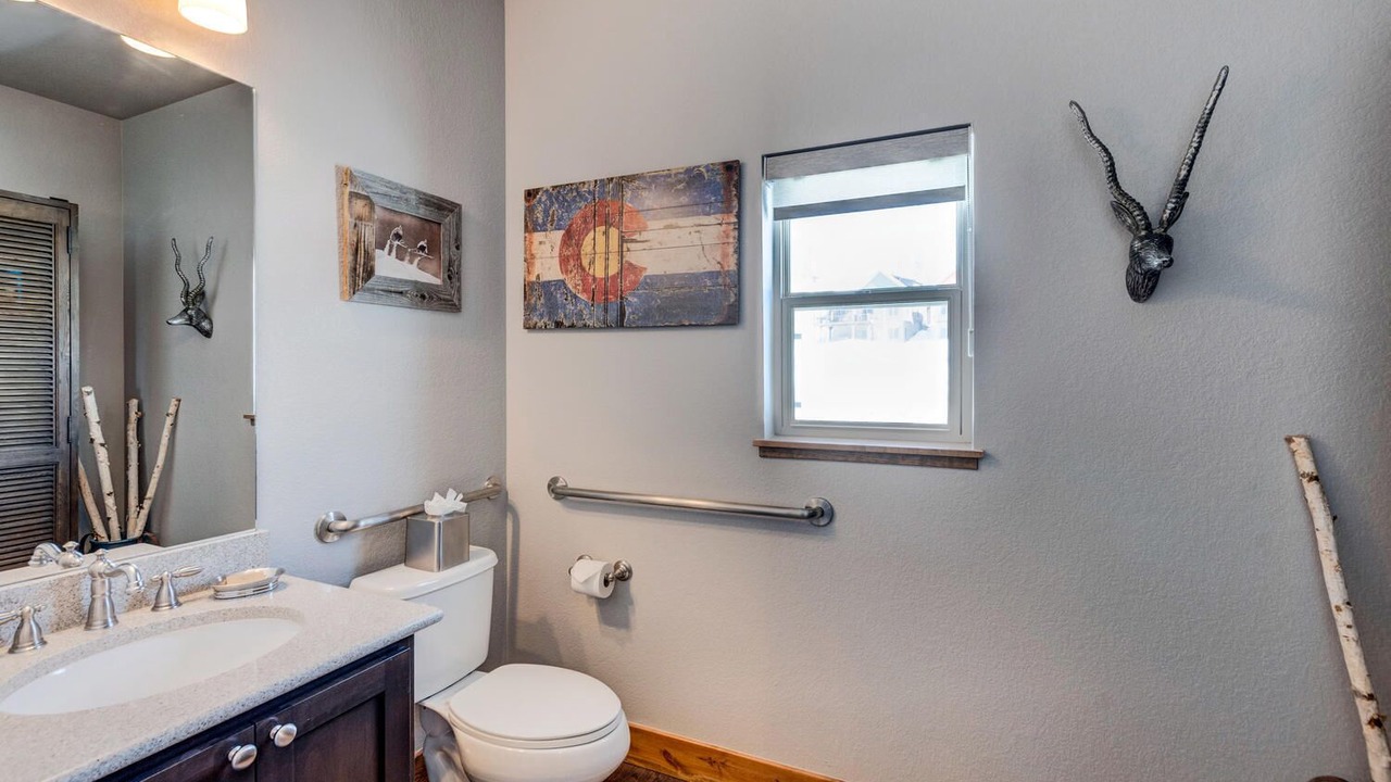 Photo of Bathroom in Rendezvous