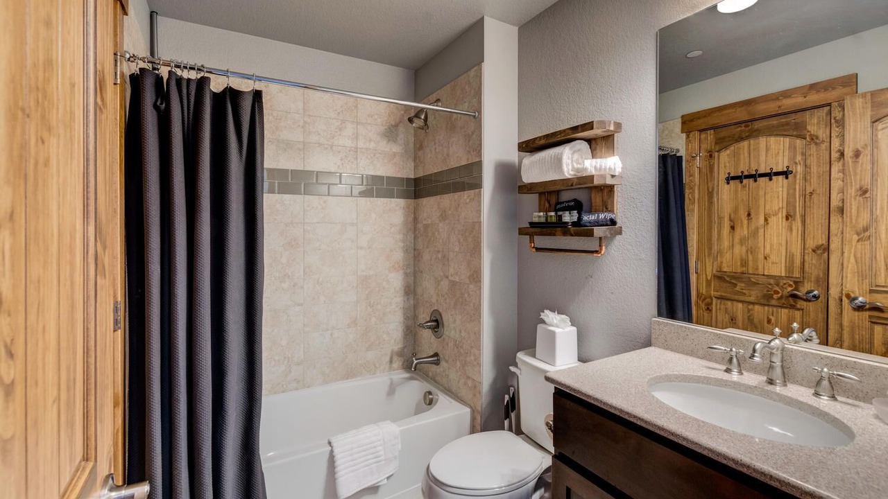Photo of Bathroom in Rendezvous