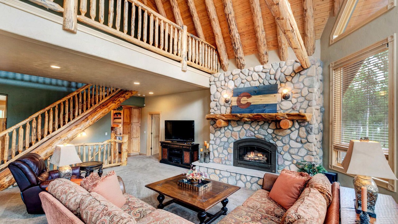 Photo of Livingroom in Tabernash